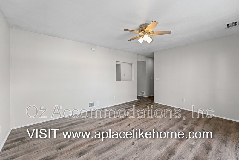 1428 NW 64th Terr, Kansas City, MO  64118 property image