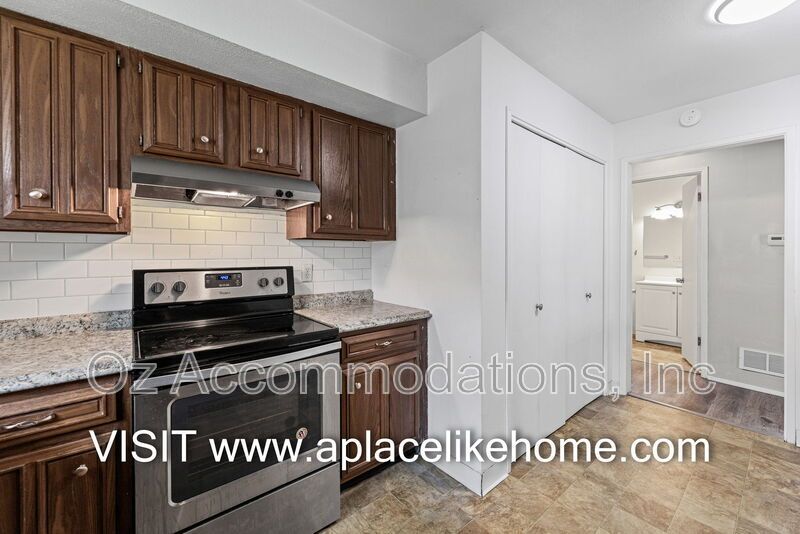 1428 NW 64th Terr, Kansas City, MO  64118 property image