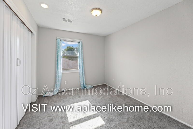 1428 NW 64th Terr, Kansas City, MO  64118 property image
