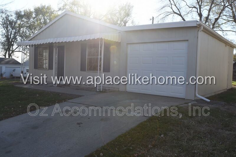 3310 Iroquois Ln Saint Joseph MO property image