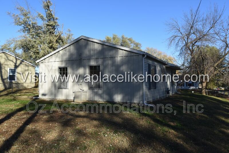 3310 Iroquois Ln Saint Joseph MO property image