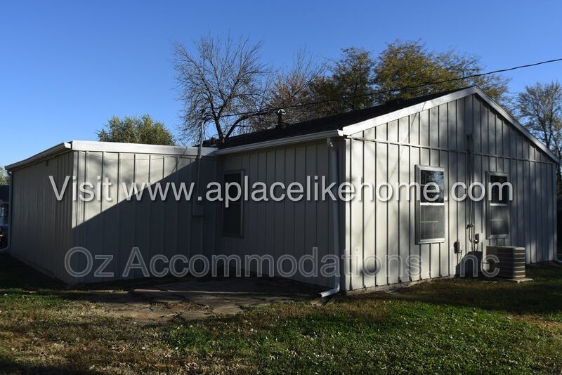 3310 Iroquois Ln Saint Joseph MO property image