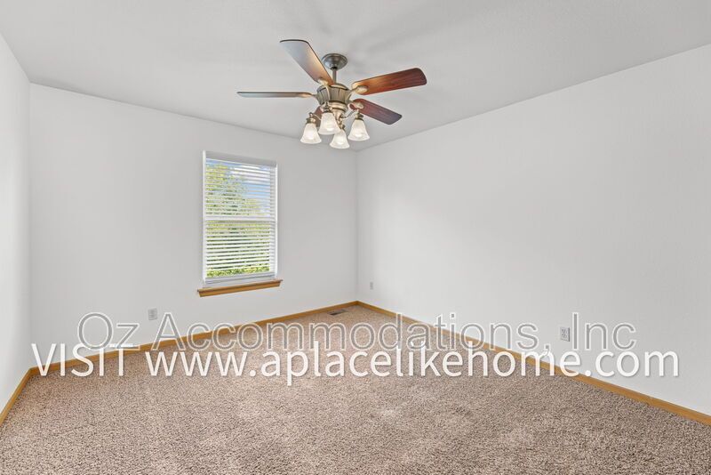 PRICE DROP!! 8626 N. Cleveland Ln. Kansas City 45156 property image