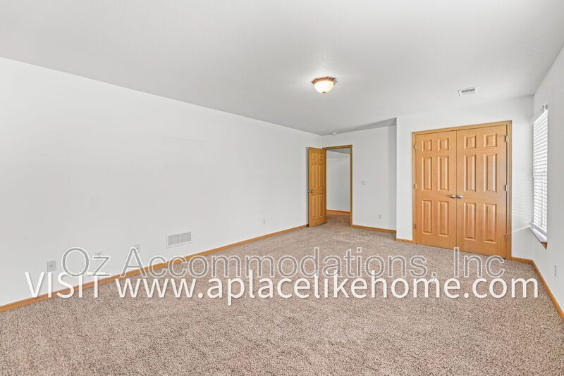 PRICE DROP!! 8626 N. Cleveland Ln. Kansas City 45156 property image