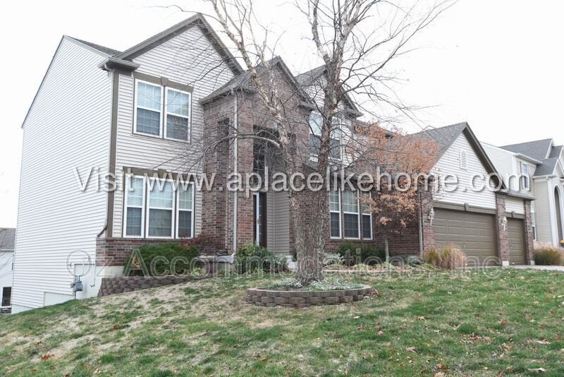 22413 W 113th Ter Olathe, KS 66061 property image