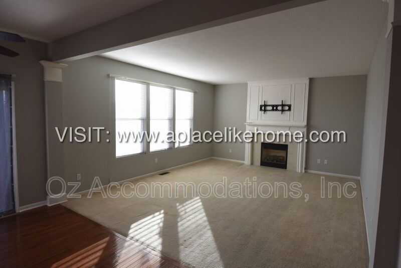 22413 W 113th Ter Olathe, KS 66061 property image