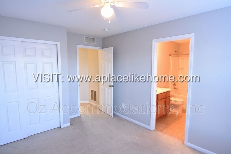 22413 W 113th Ter Olathe, KS 66061 property image
