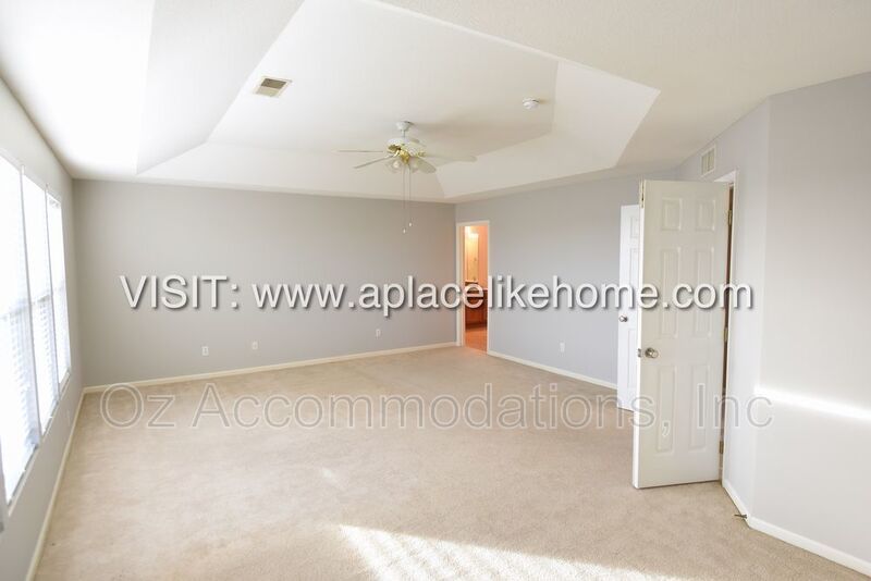 22413 W 113th Ter Olathe, KS 66061 property image