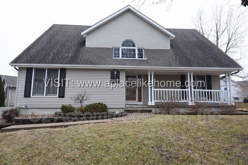 AVAILABLE NOW! 1140 SW Huntington Dr Blue Springs, MO 64015 property image