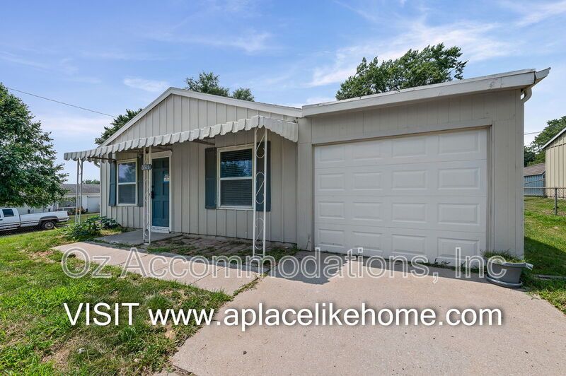 3310 Iroquois Ln Saint Joseph MO property image