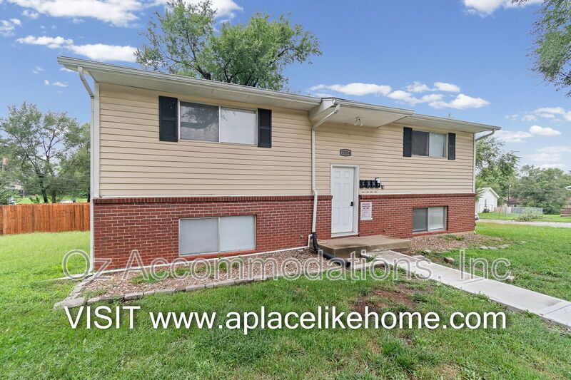 15204 Bellaire Ave, Apt A Grandview, MO 64030 property image
