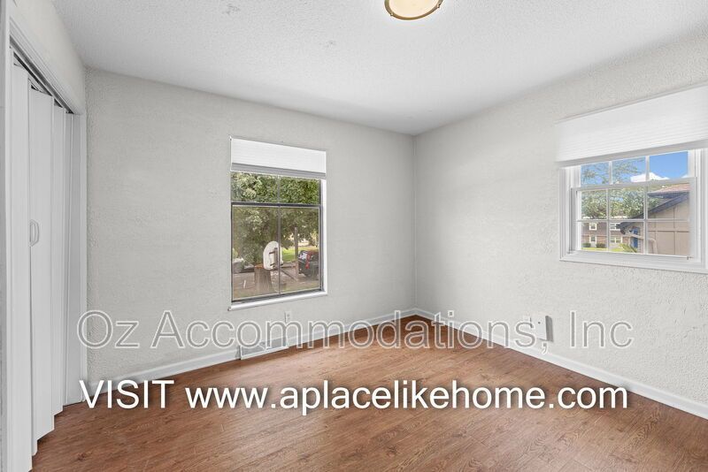 PRICE DROP!! 1105 W Elm Ter Olathe, KS 66061 property image