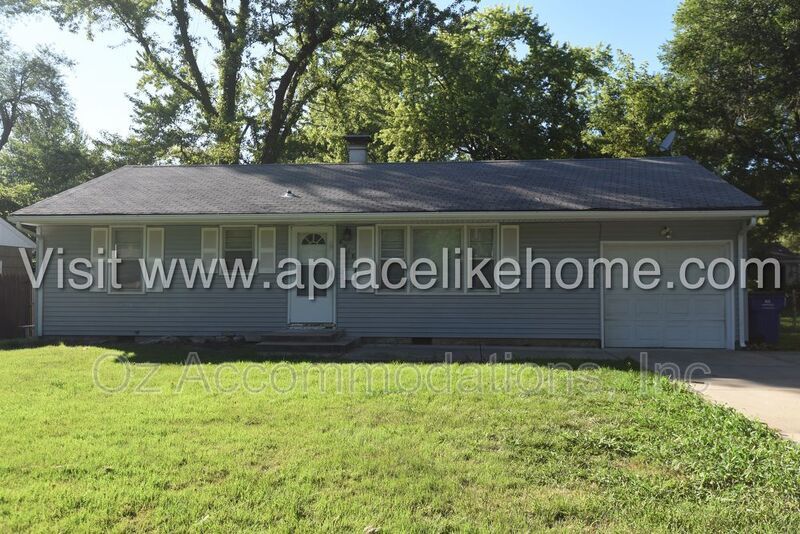 8918 E 74th St Raytown, MO 64133 property image