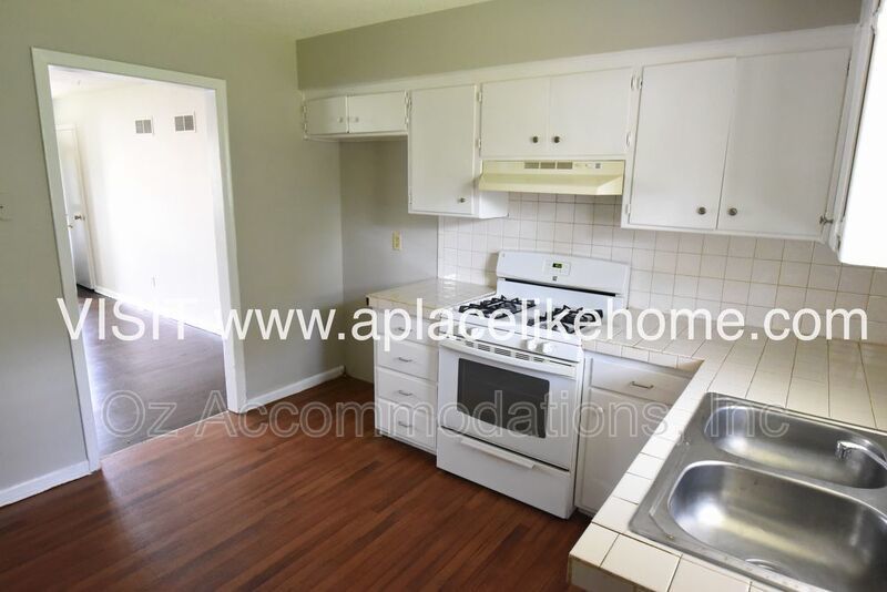 2017 S 14th St Kansas City, KS 66103 property image