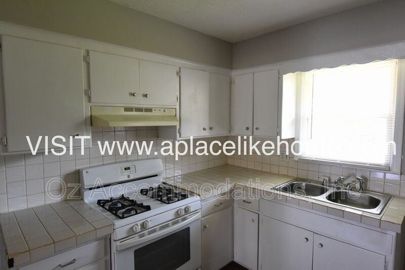 2017 S 14th St Kansas City, KS 66103 property image