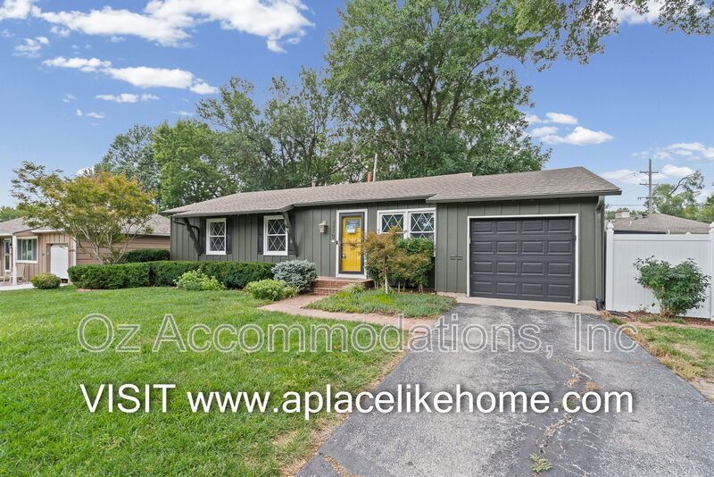8870 Westbrooke Dr property image