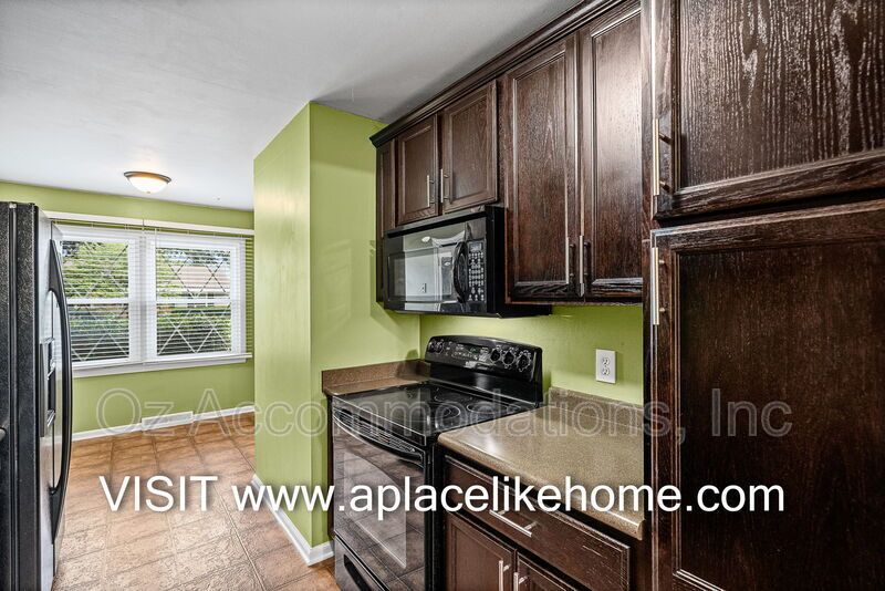 8870 Westbrooke Dr property image