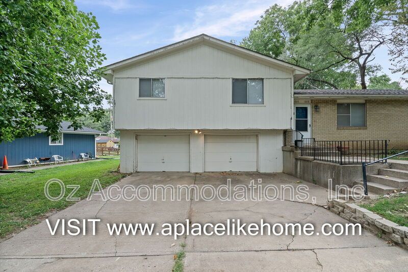 1606 N 63 Pl, Kansas City, KS 66102 property image