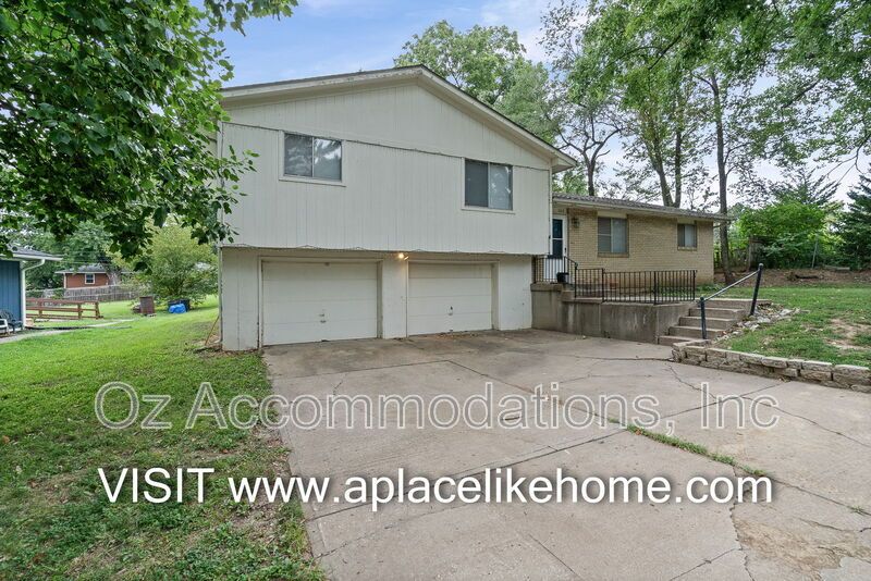 1606 N 63 Pl, Kansas City, KS 66102 property image