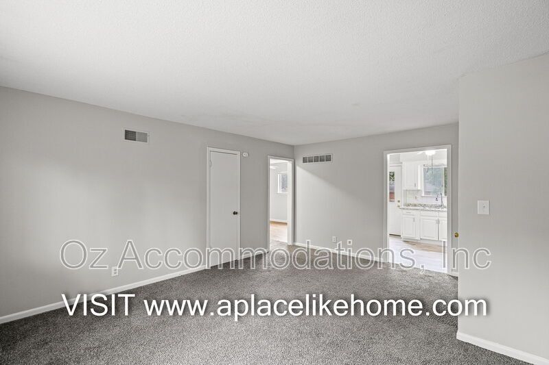 1606 N 63 Pl, Kansas City, KS 66102 property image