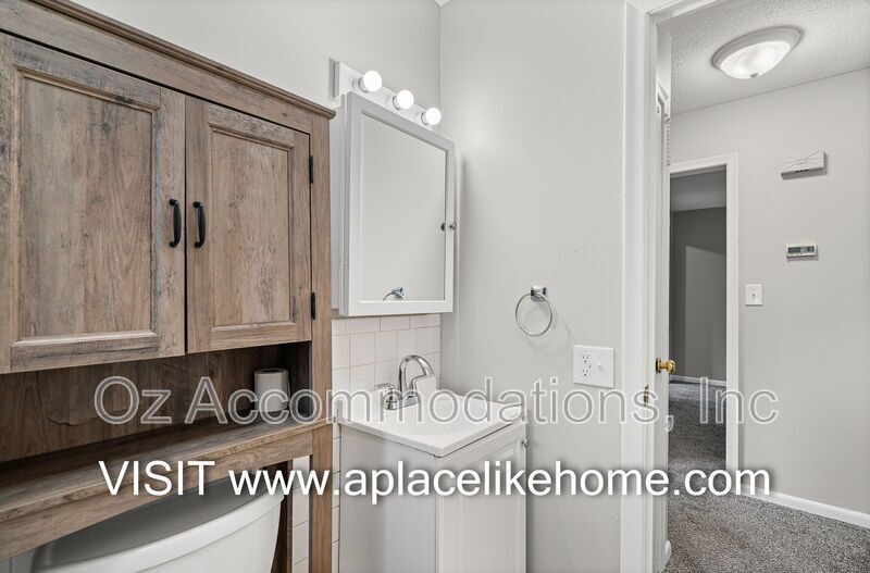 1606 N 63 Pl, Kansas City, KS 66102 property image