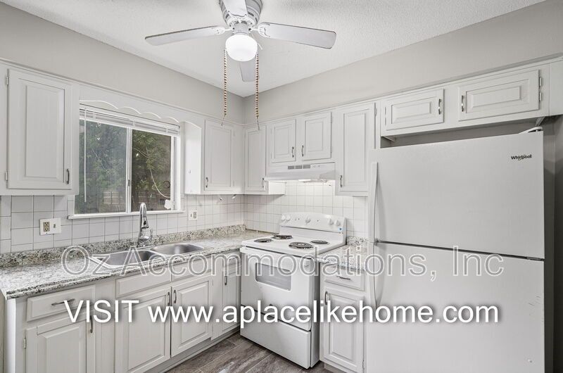 1606 N 63 Pl, Kansas City, KS 66102 property image