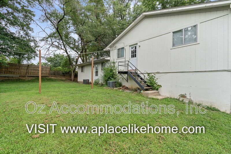 1606 N 63 Pl, Kansas City, KS 66102 property image