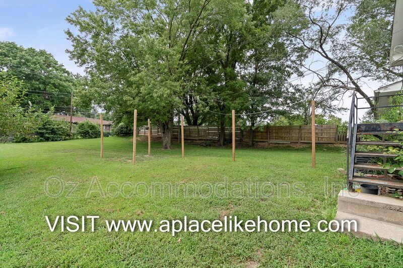1606 N 63 Pl, Kansas City, KS 66102 property image