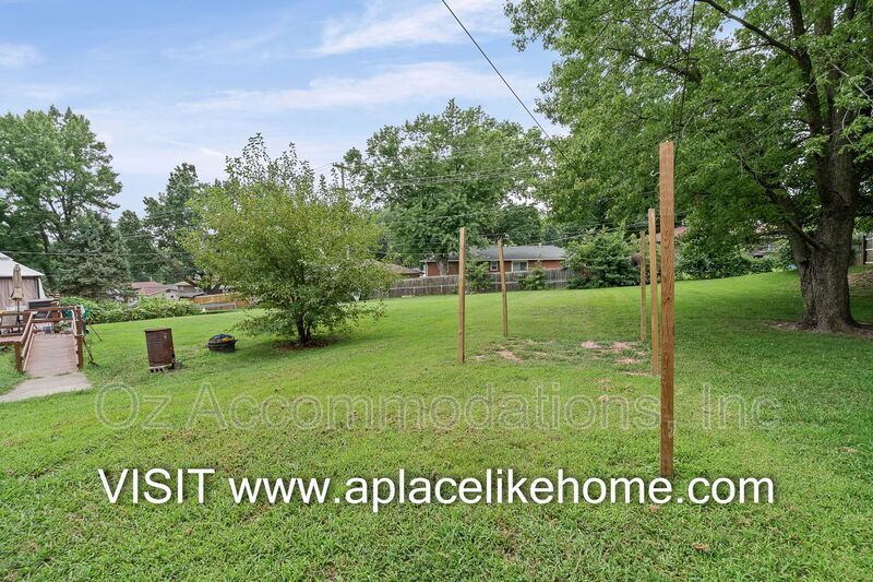 1606 N 63 Pl, Kansas City, KS 66102 property image