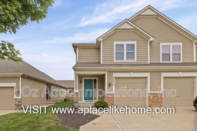 34076 W 90th Cir De Soto, KS 66018 property image