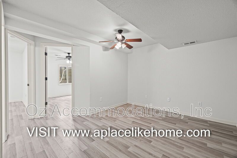 34076 W 90th Cir De Soto, KS 66018 property image