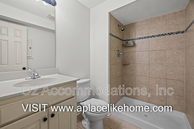 34076 W 90th Cir De Soto, KS 66018 property image