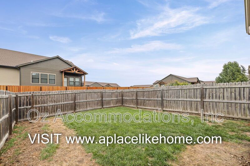 34076 W 90th Cir De Soto, KS 66018 property image