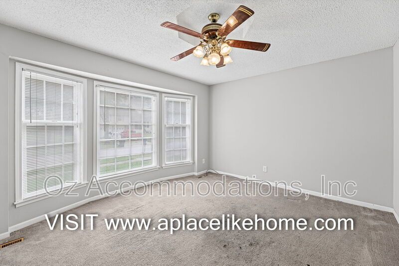 Available Now! 1013 E. Layton Dr. Olathe, KS property image