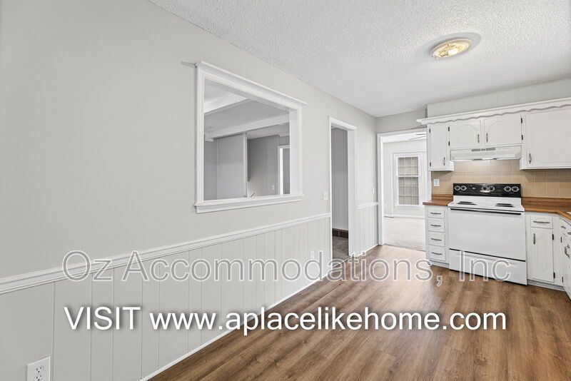 Available Now! 1013 E. Layton Dr. Olathe, KS property image