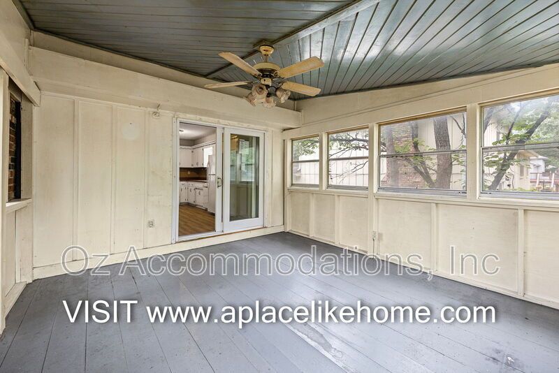 Available Now! 1013 E. Layton Dr. Olathe, KS property image