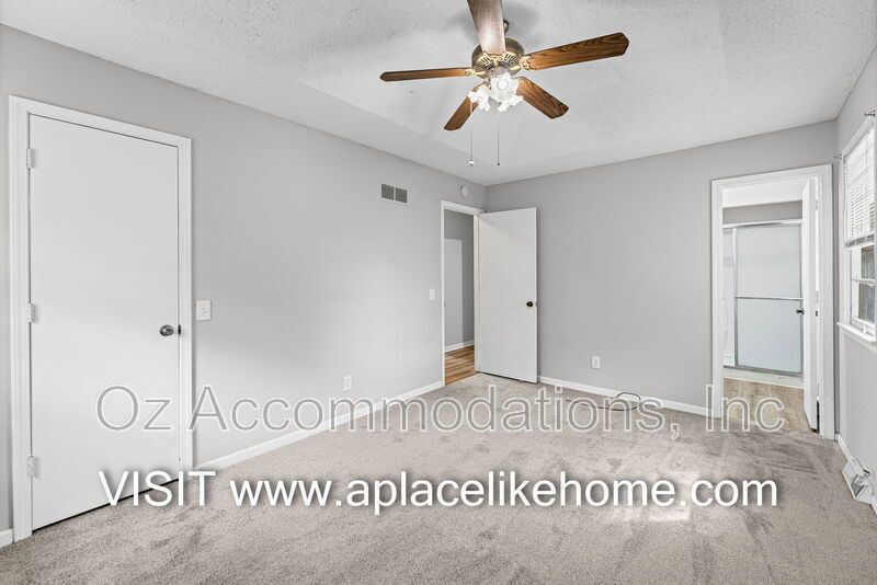 Available Now! 1013 E. Layton Dr. Olathe, KS property image