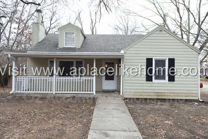Sprawling 4-Bed Home in Raytown with Fenced Yard & Garage! property image