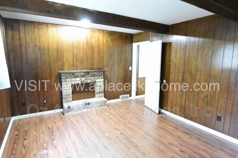 Charming 2-Bed Duplex with Split-Level Living in Overland Park! property image
