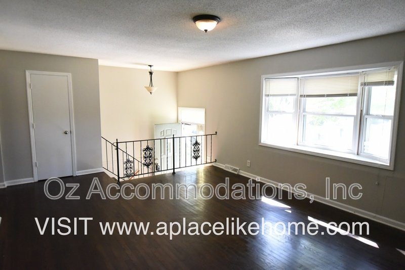 COMING SOON | 7800 E. 100th Ter. property image
