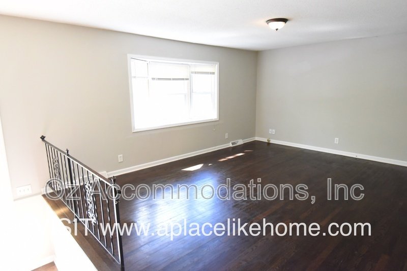 COMING SOON | 7800 E. 100th Ter. property image
