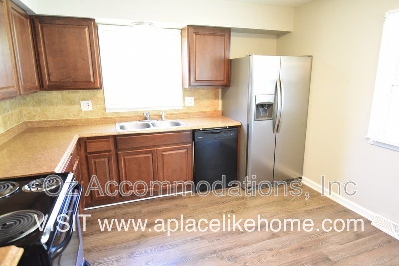 COMING SOON | 7800 E. 100th Ter. property image