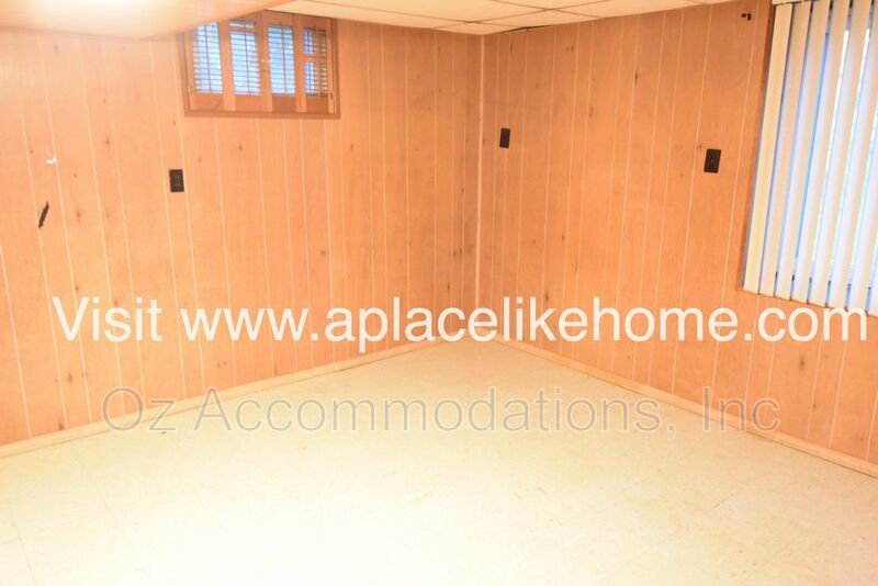 AVAILABLE NOW!! 7820 Arlington Ave, Raytown, MO 64138 property image