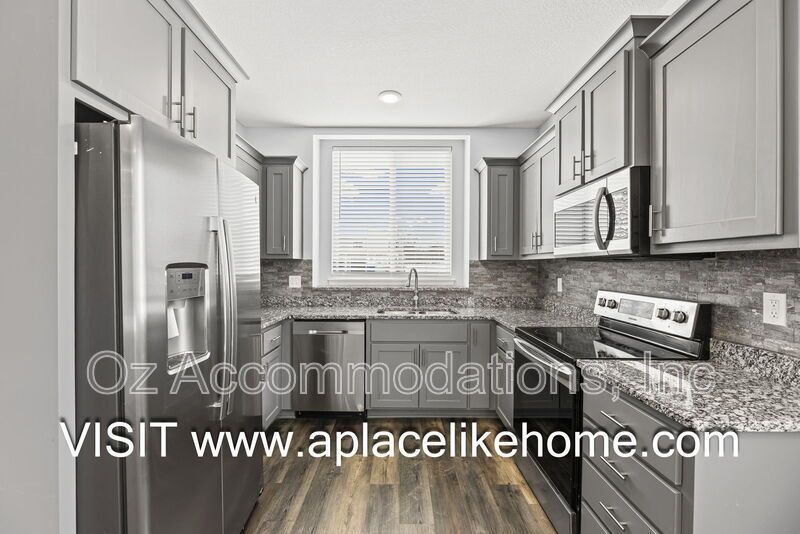 READY TO VIEW | 217 N McGee St, Tonganoxie, KS 66086 property image