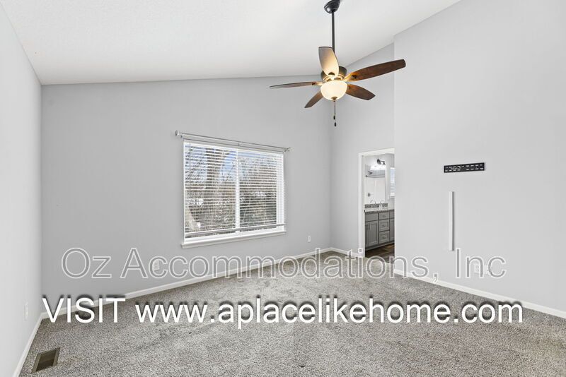 READY TO VIEW | 217 N McGee St, Tonganoxie, KS 66086 property image