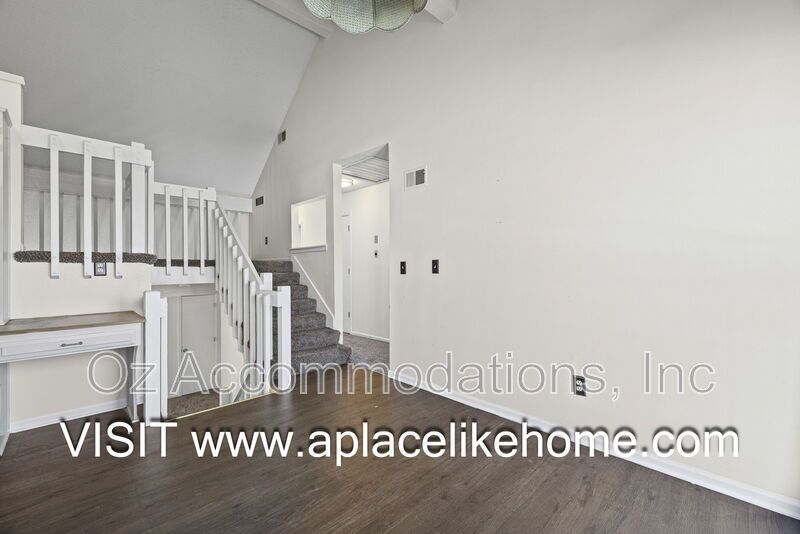 530 SE Hampton St property image