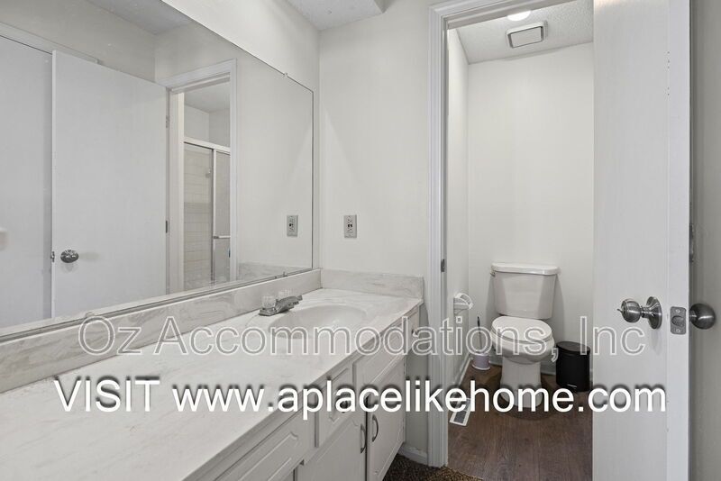 530 SE Hampton St property image