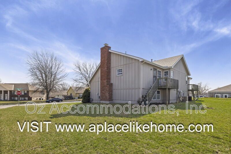 530 SE Hampton St property image