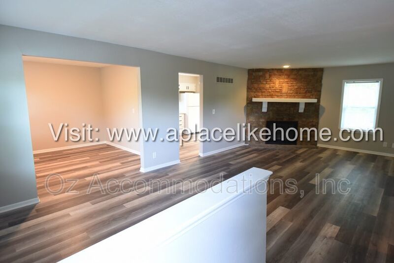 14120 S Raintree Dr Olathe, KS 66062 property image