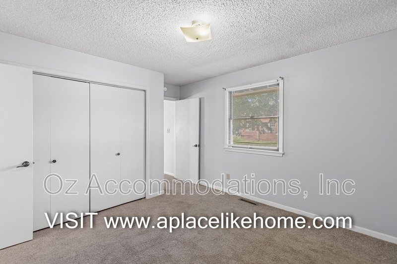 2601 Mitchell Ave, St Joseph, MO 64507 property image